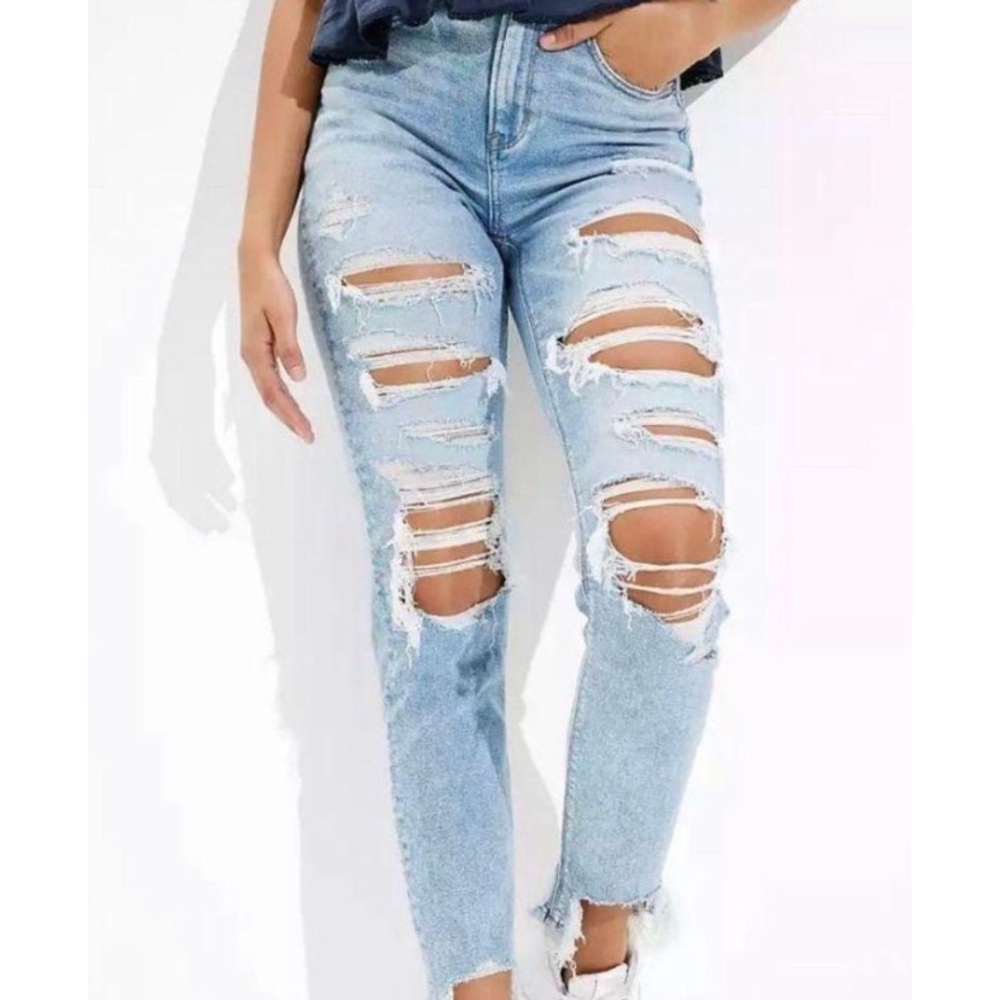 American Eagle Ripped Mom Jeans